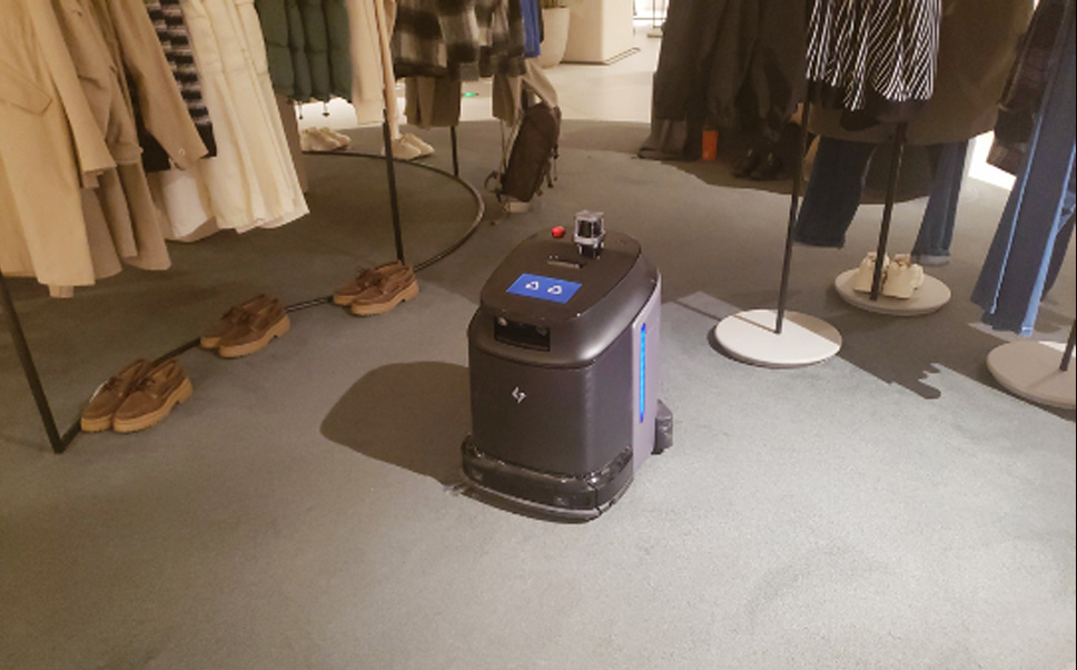 伟德体育 - 综合体育赛事平台|奥体中心相助同伴